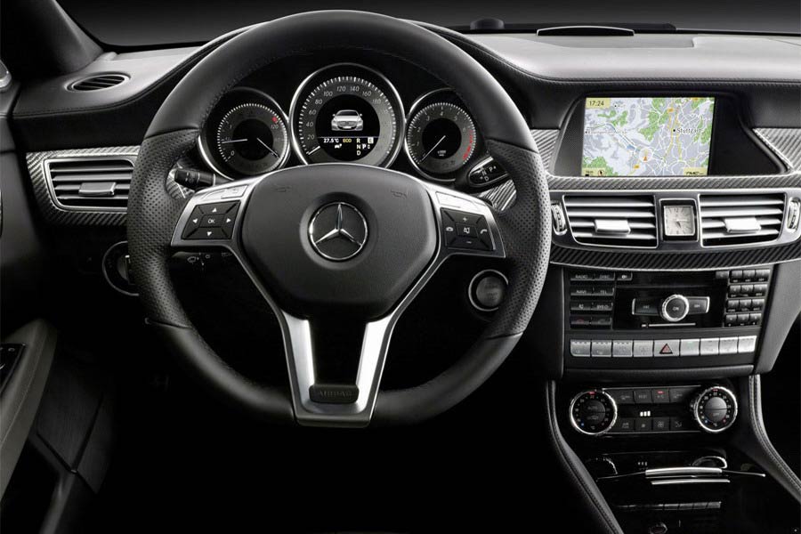 Mercedes-Benz-CLS-2012-3