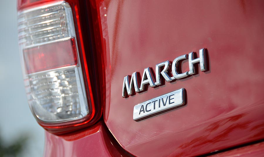 nissan-march-active-3